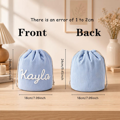 Personalized Corduroy Makeup Bag with Name – close-up of embroidered personalized name