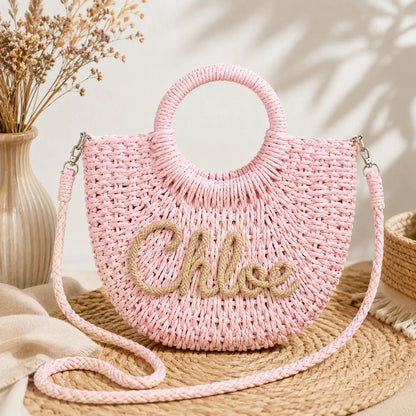 Personalized Straw Bag for Girls with Name – close-up of embroidered personalized name