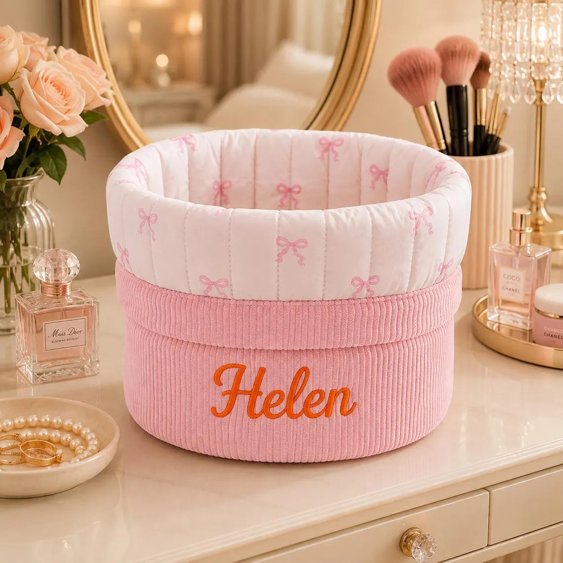 Personalized Corduroy Makeup Bag with Name – size and dimension details
